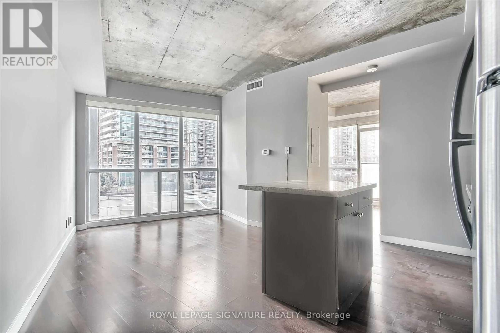 421 - 1 Shaw Street, Toronto, Ontario  M6K 0A1 - Photo 14 - C12932314