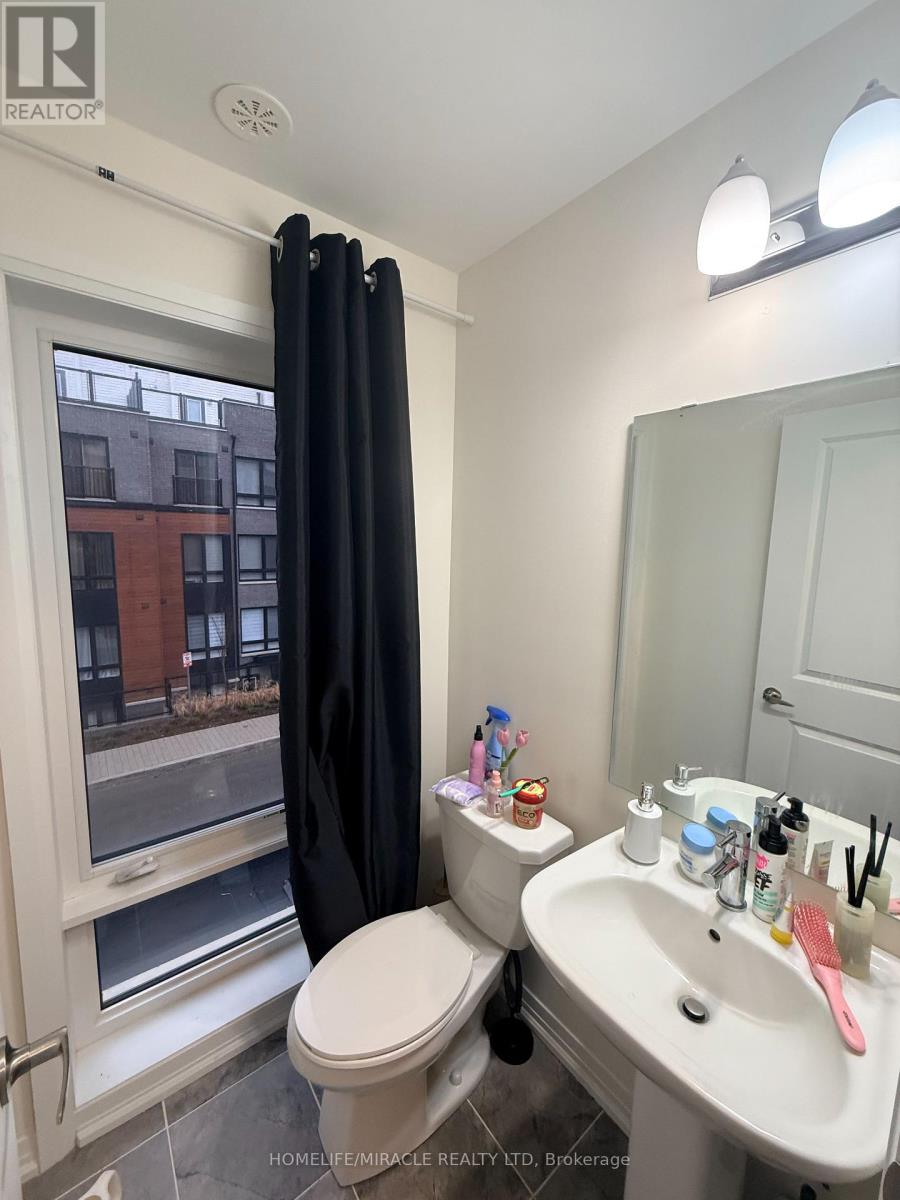19-25 Priya Lane, Toronto, Ontario  M1B 0E8 - Photo 14 - E12932290