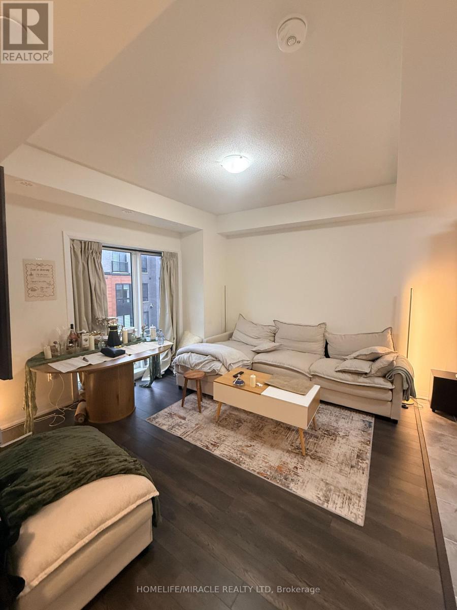 19-25 Priya Lane, Toronto, Ontario  M1B 0E8 - Photo 4 - E12932290