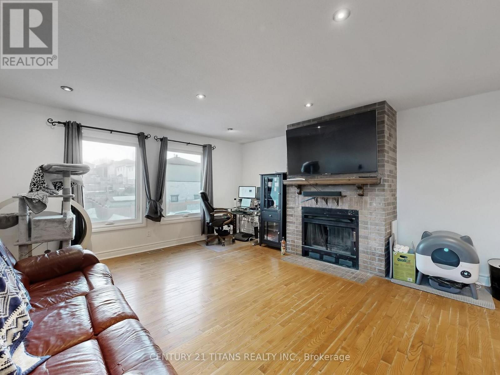 1640 Tawnberry Street, Pickering, Ontario  L1X 2C2 - Photo 14 - E12932310