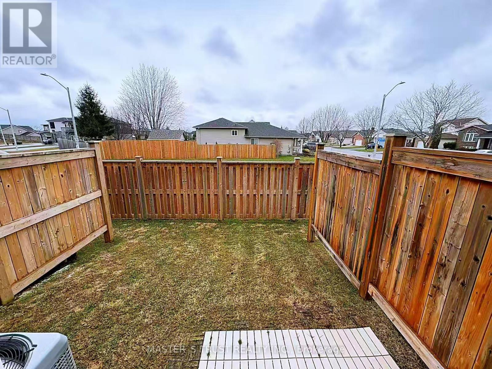 86 - 7768 Ascot Circle, Niagara Falls, Ontario  L2H 3P9 - Photo 8 - X12797614