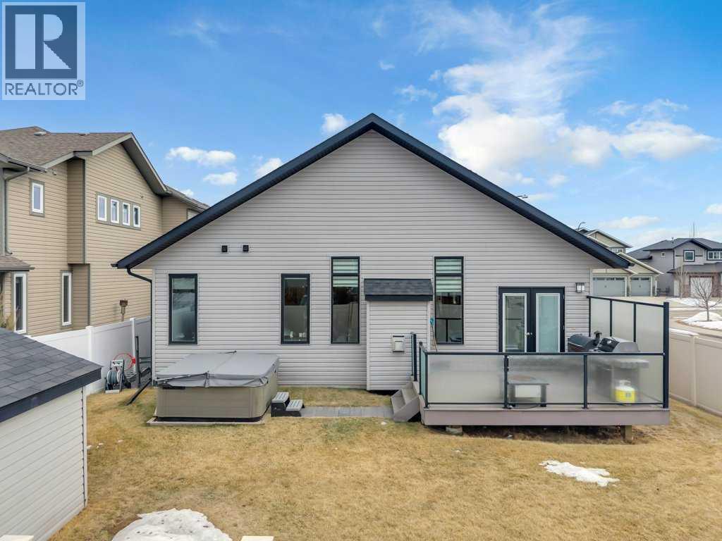 2 Vernon Close, Red Deer, Alberta  T4R 0N3 - Photo 39 - A2294024