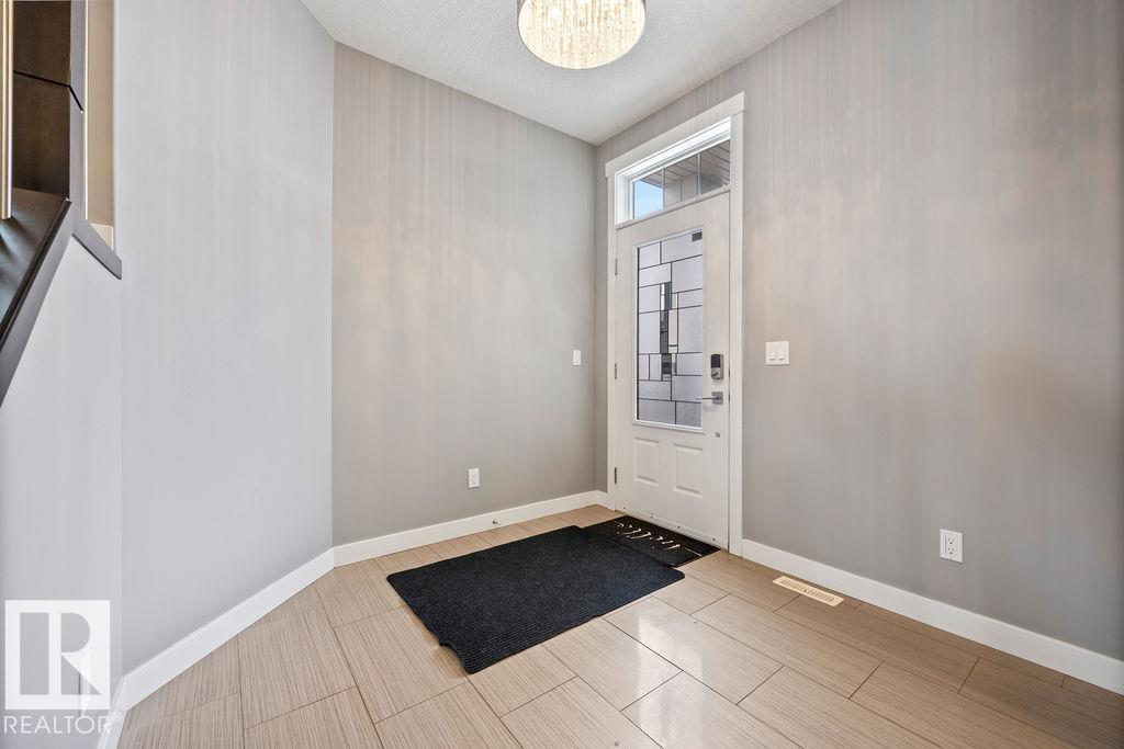 7515 178 Av Nw, Edmonton, Alberta  T5Z 0E2 - Photo 4 - E4476016