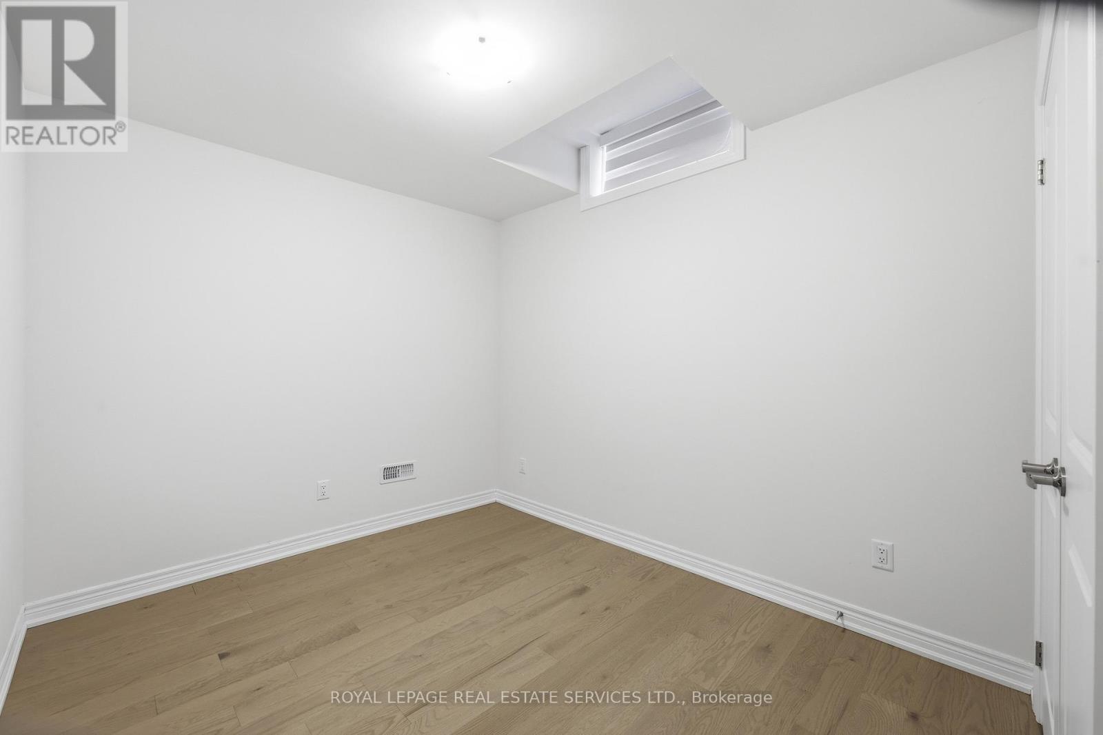 Unit 2 - 3197 Sixth Line, Oakville, Ontario  L6H 0V8 - Photo 11 - W12932294