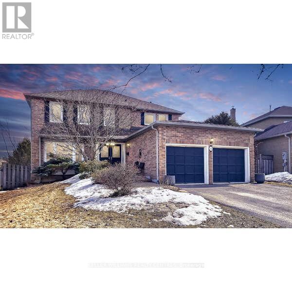 15 BEATTY CRESCENT, Aurora, Ontario