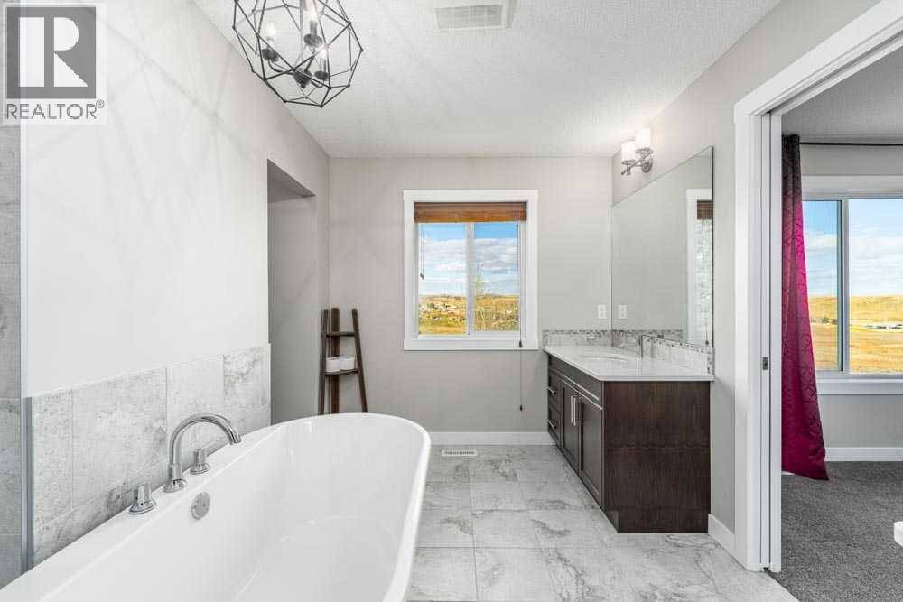 125 Sage Bluff Close Nw, Calgary, Alberta  T3R 1J1 - Photo 36 - A2294666