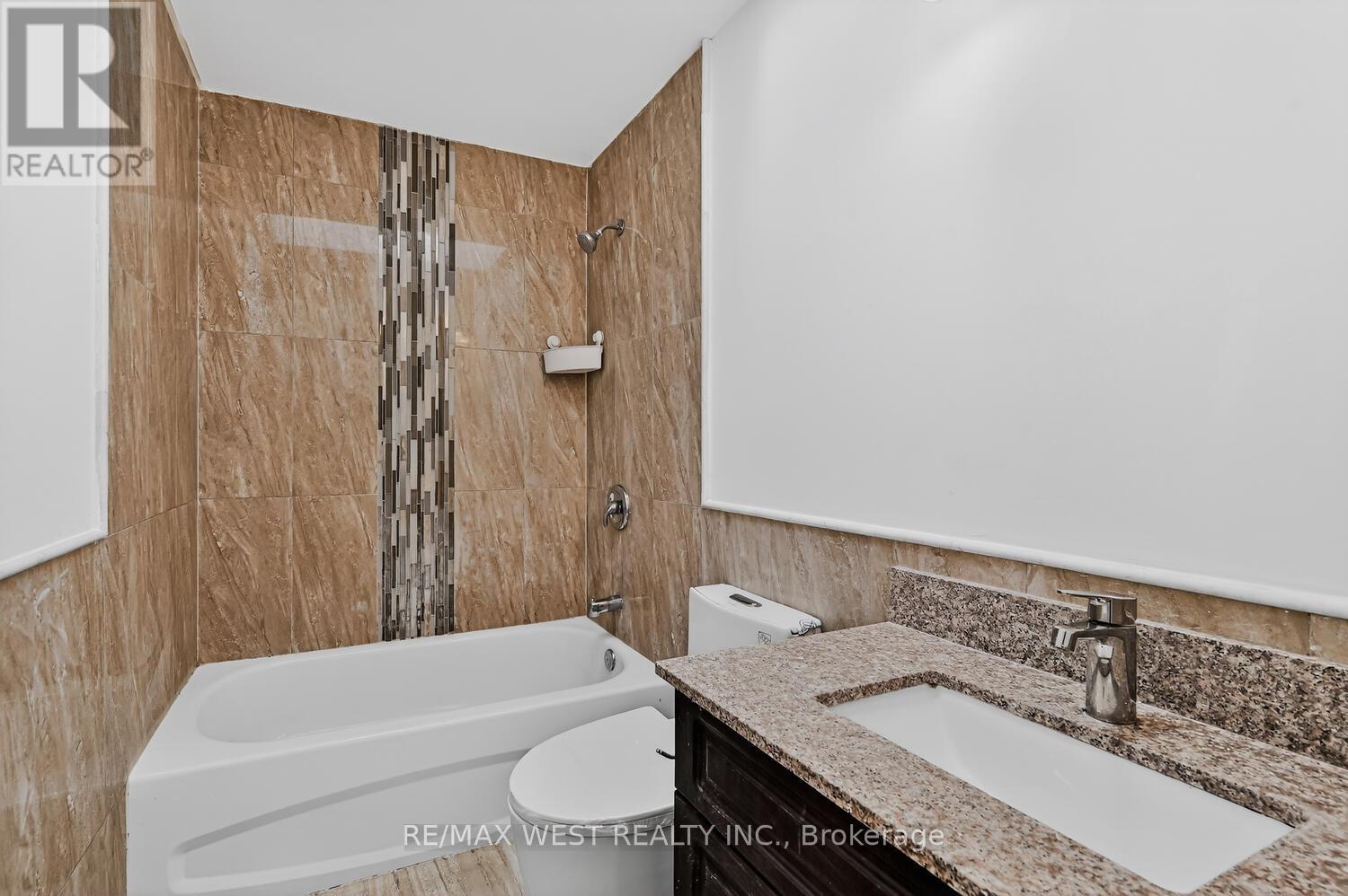 75 Forestgrove Circle, Brampton, Ontario  L6Z 4T3 - Photo 32 - W12926246