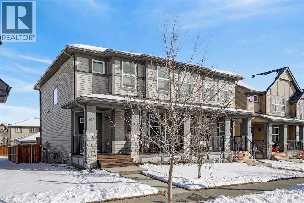 442 Hillcrest Road SW, Airdrie, Alberta  T4B 4T8 - Photo 2 - A2297123