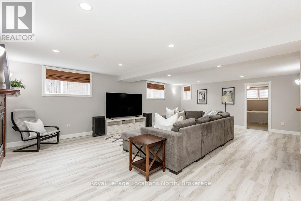 424 Ramblewood Drive, Wasaga Beach, Ontario  L9Z 1P3 - Photo 27 - S12932338