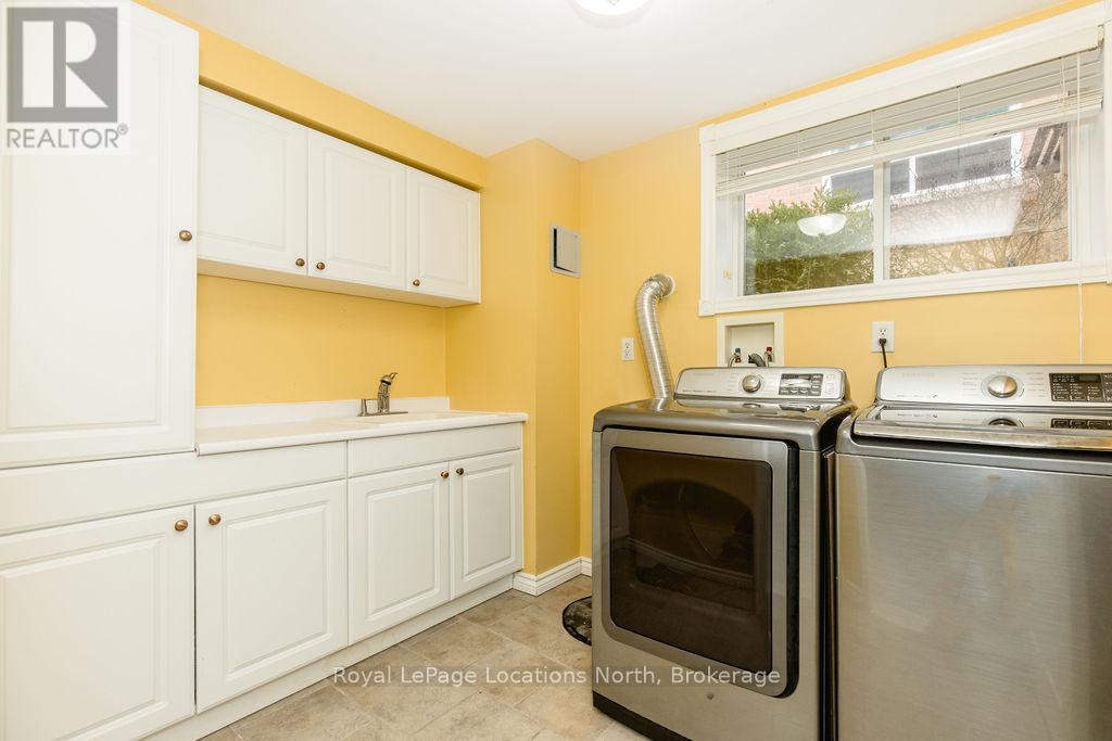 424 Ramblewood Drive, Wasaga Beach, Ontario  L9Z 1P3 - Photo 34 - S12932338