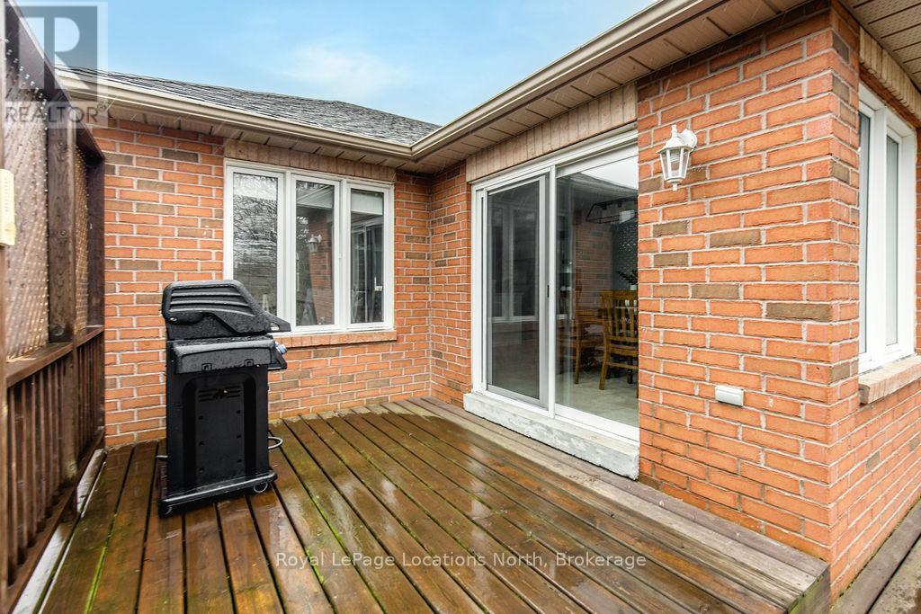 424 Ramblewood Drive, Wasaga Beach, Ontario  L9Z 1P3 - Photo 36 - S12932338