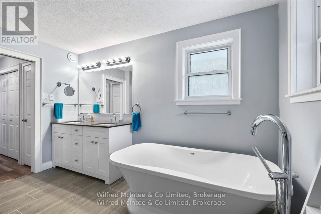 442289 Concession 21, Georgian Bluffs, Ontario  N0H 2T0 - Photo 16 - X12932334