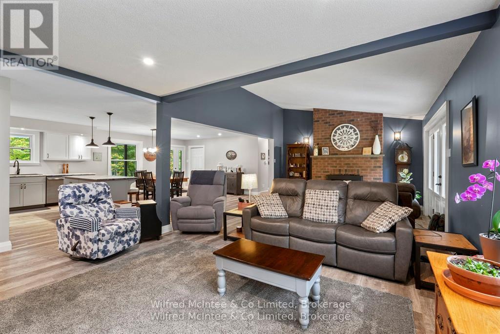 442289 Concession 21, Georgian Bluffs, Ontario  N0H 2T0 - Photo 8 - X12932334