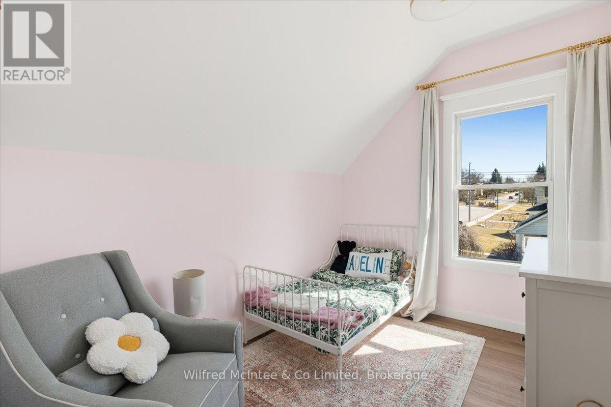 425 Yonge Street S, Brockton, Ontario  N0G 2V0 - Photo 13 - X12932342