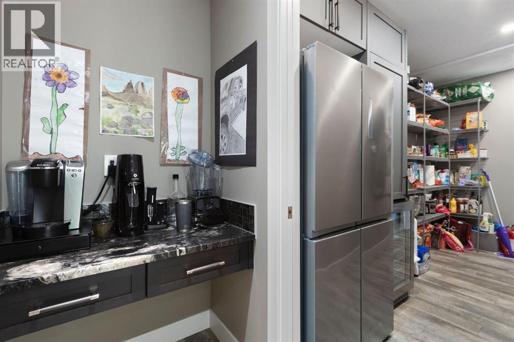 13 Arrowleaf Landing, Rural Rocky View County, Alberta  T3Z 0C5 - Photo 11 - A2287467