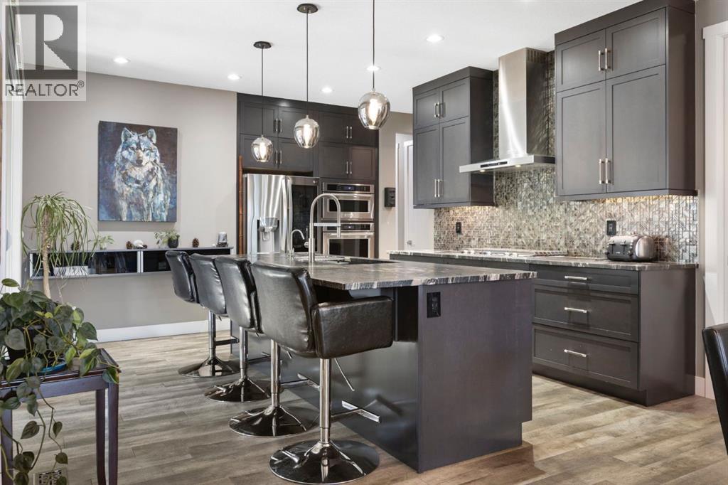 13 Arrowleaf Landing, Rural Rocky View County, Alberta  T3Z 0C5 - Photo 5 - A2287467