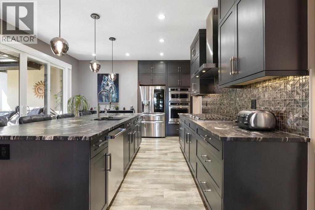 13 Arrowleaf Landing, Rural Rocky View County, Alberta  T3Z 0C5 - Photo 6 - A2287467