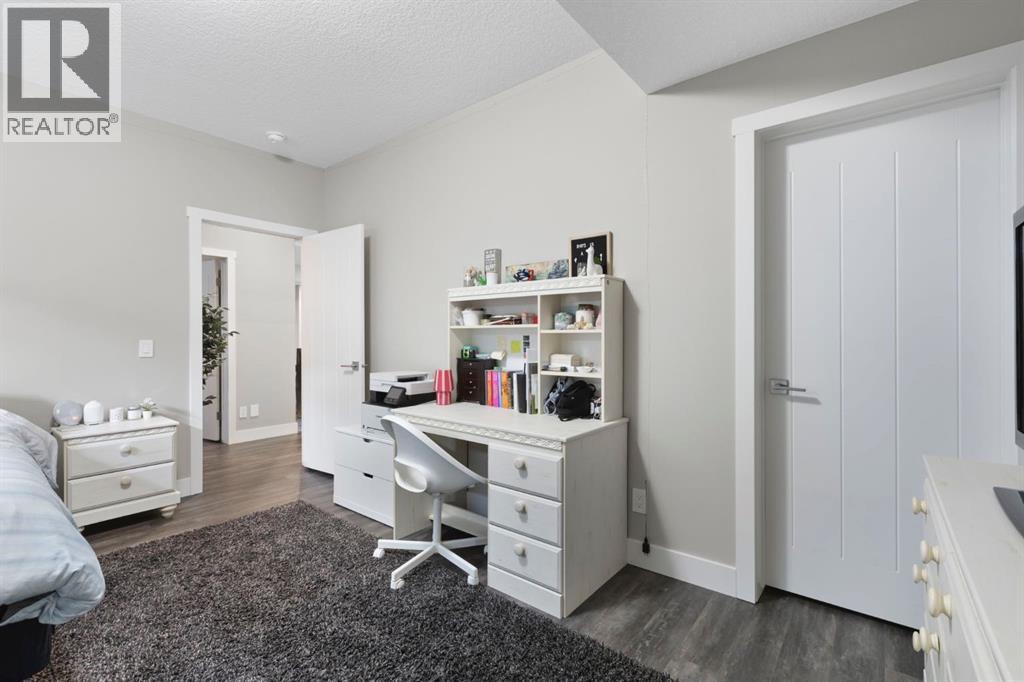 13 Arrowleaf Landing, Rural Rocky View County, Alberta  T3Z 0C5 - Photo 38 - A2287467