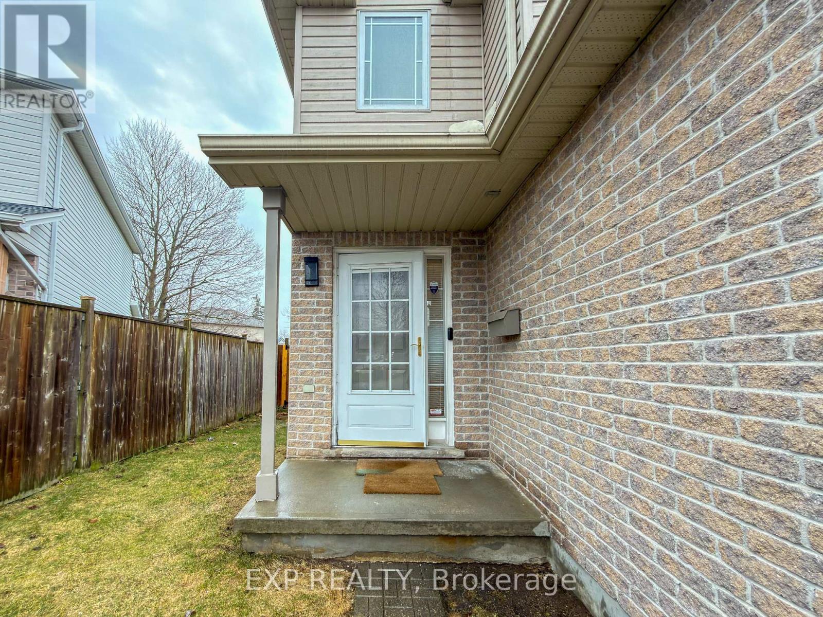 1360 Aspenridge Crescent, London East, Ontario  N5Y 5P1 - Photo 2 - X12932352
