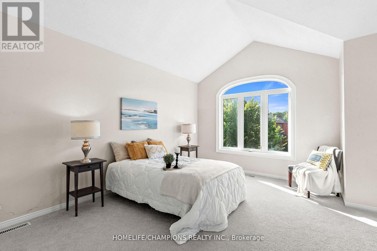 104 Secord Street, Pickering, Ontario  L1V 6V6 - Photo 15 - E12932322