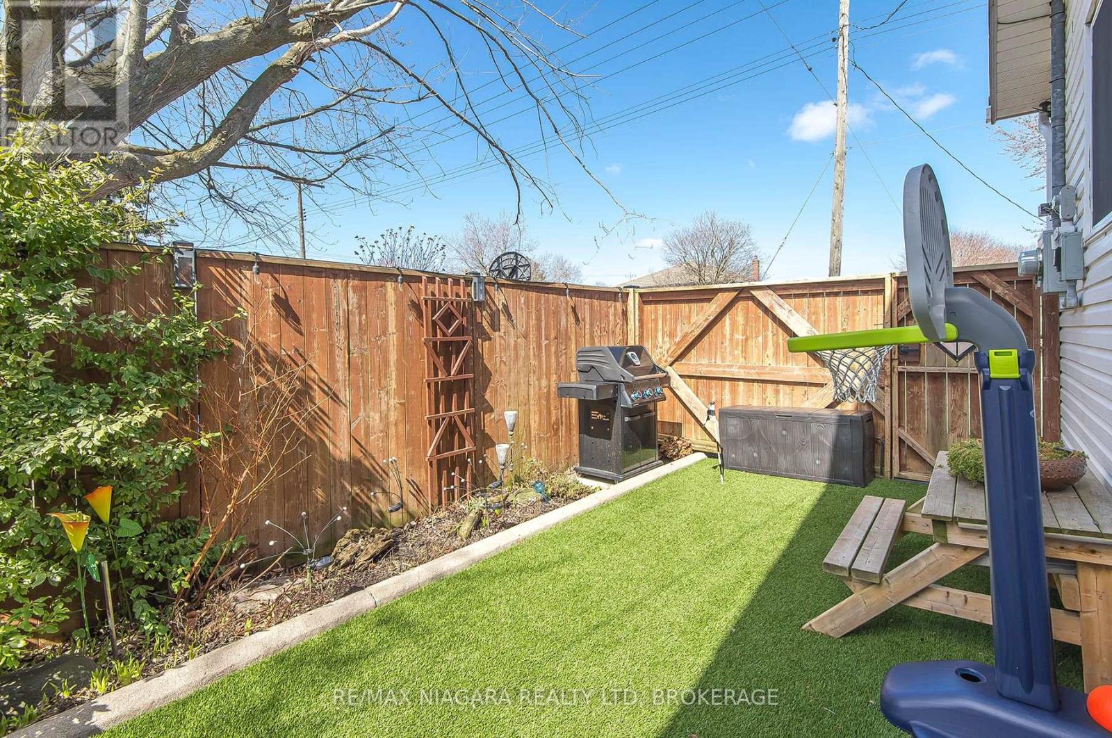 87 Knoll Street, Port Colborne, Ontario  L3K 5A7 - Photo 35 - X12932356