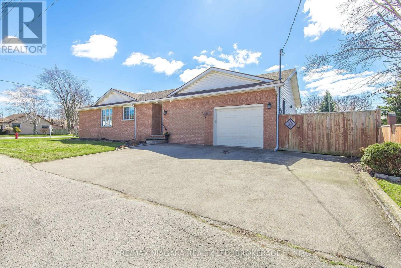 87 Knoll Street, Port Colborne, Ontario  L3K 5A7 - Photo 40 - X12932356