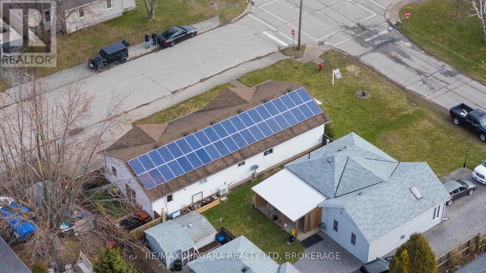 87 Knoll Street, Port Colborne, Ontario  L3K 5A7 - Photo 7 - X12932356