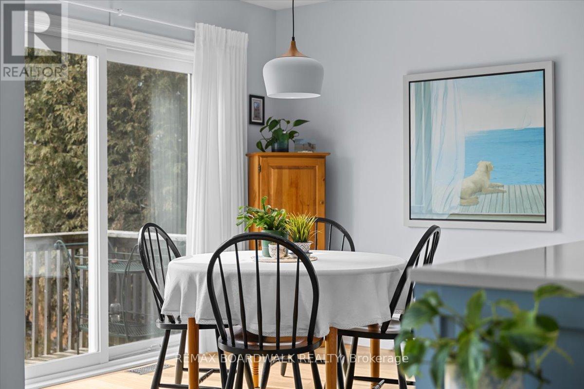 617 Capuchon Way, Ottawa, Ontario  K4A 0W2 - Photo 17 - X12928442