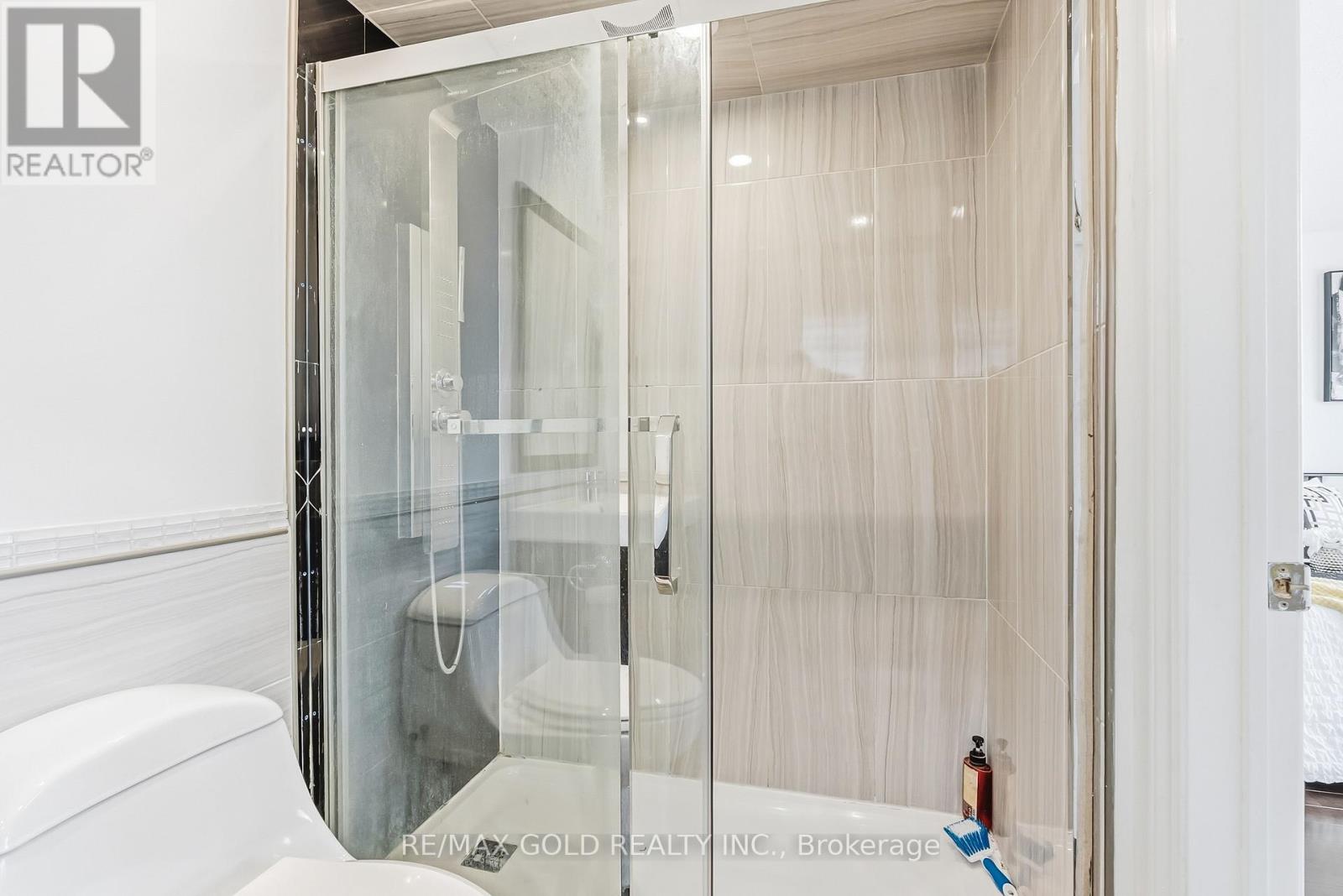 343 Bristol Road E, Mississauga, Ontario  L4Z 3V6 - Photo 31 - W12932348