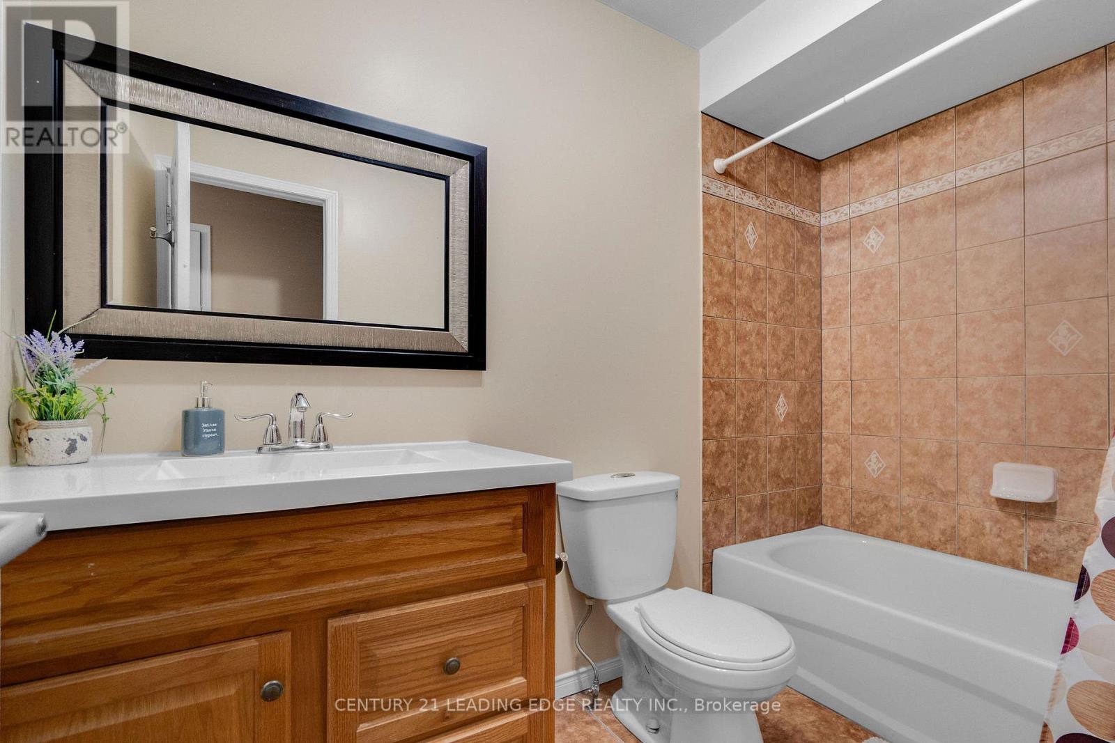 7166 Sandhurst Drive, Mississauga, Ontario  L5N 7H1 - Photo 29 - W12932354