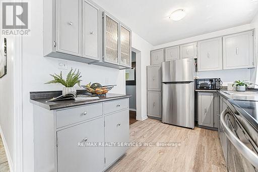 92 - 900 Central Park Drive, Brampton, Ontario  L6S 3J6 - Photo 27 - W12932368