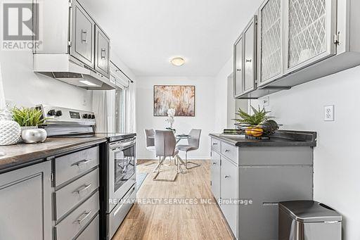 92 - 900 Central Park Drive, Brampton, Ontario  L6S 3J6 - Photo 36 - W12932368