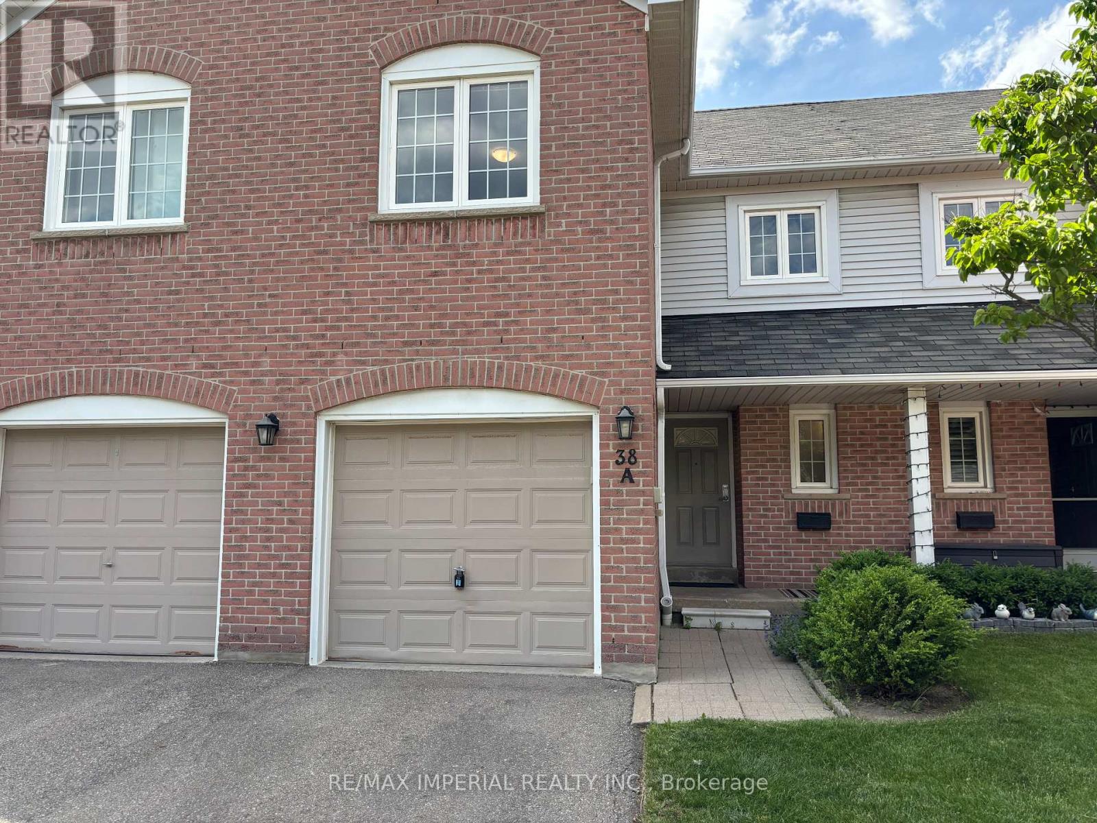 38a - 5205 Glen Erin Drive, Mississauga, Ontario  L5M 5N6 - Photo 1 - W12932376