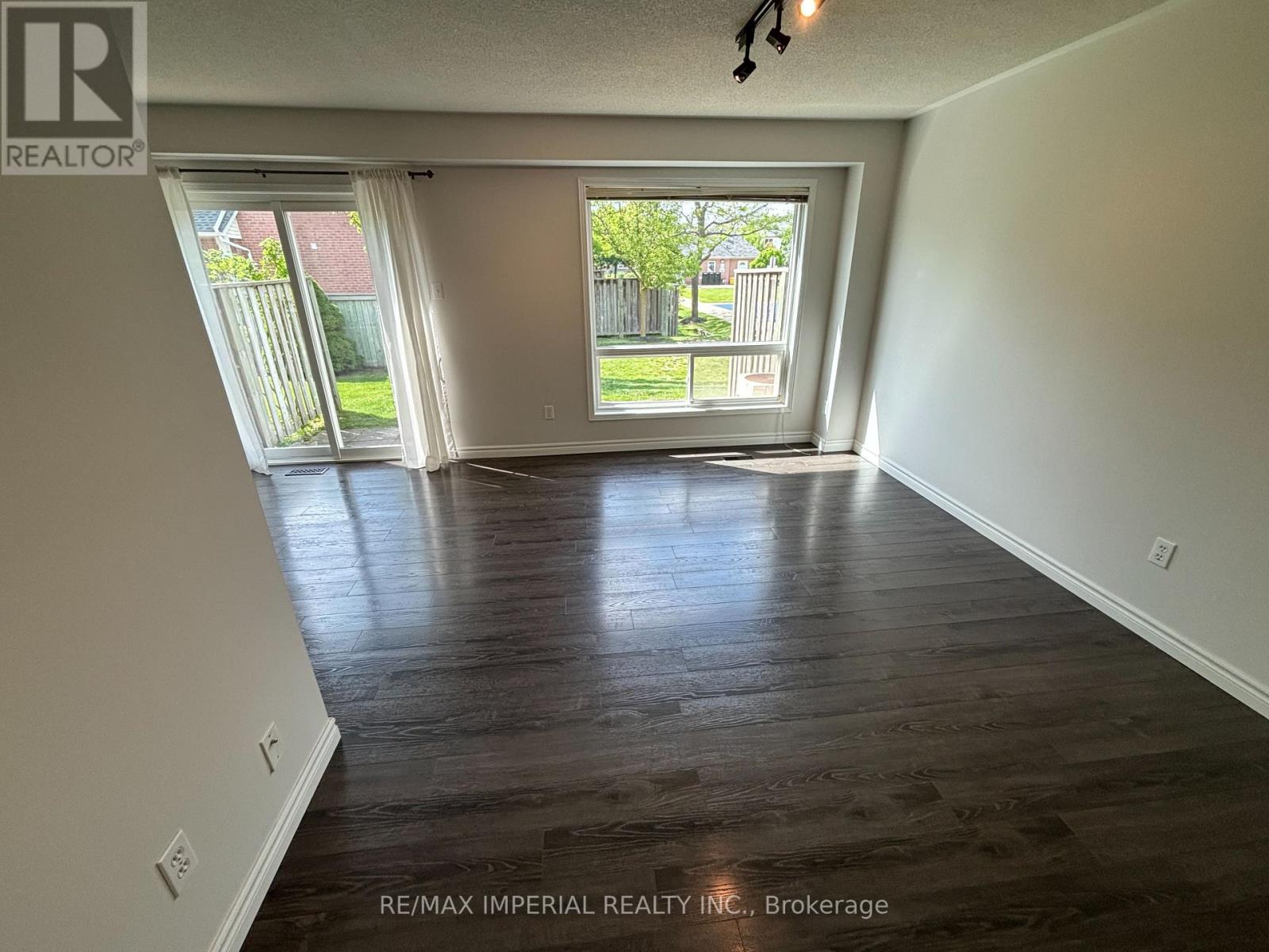 38a - 5205 Glen Erin Drive, Mississauga, Ontario  L5M 5N6 - Photo 6 - W12932376