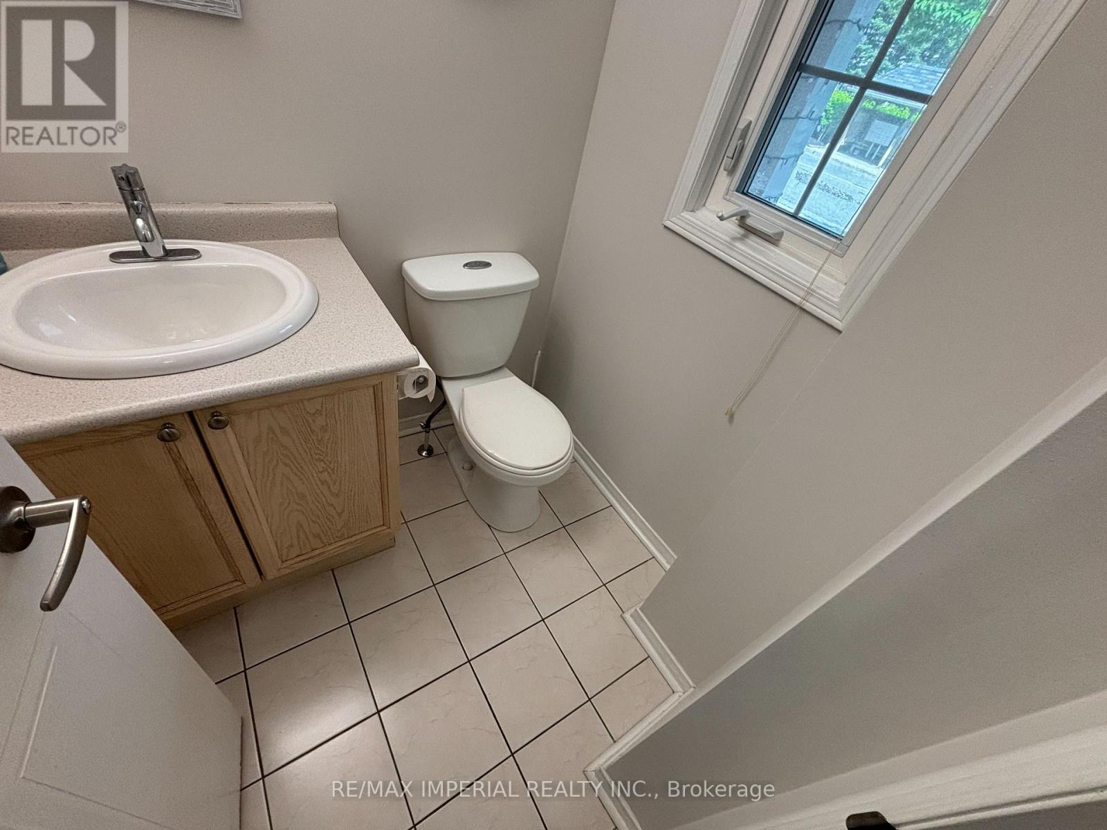 38a - 5205 Glen Erin Drive, Mississauga, Ontario  L5M 5N6 - Photo 7 - W12932376