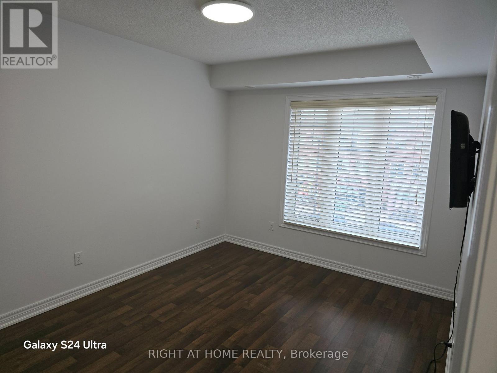 2 - 149 Inspire Blvd. Boulevard, Brampton (Sandringham-Wellington North), Ontario  L6R 3X9 - Photo 10 - W12932384