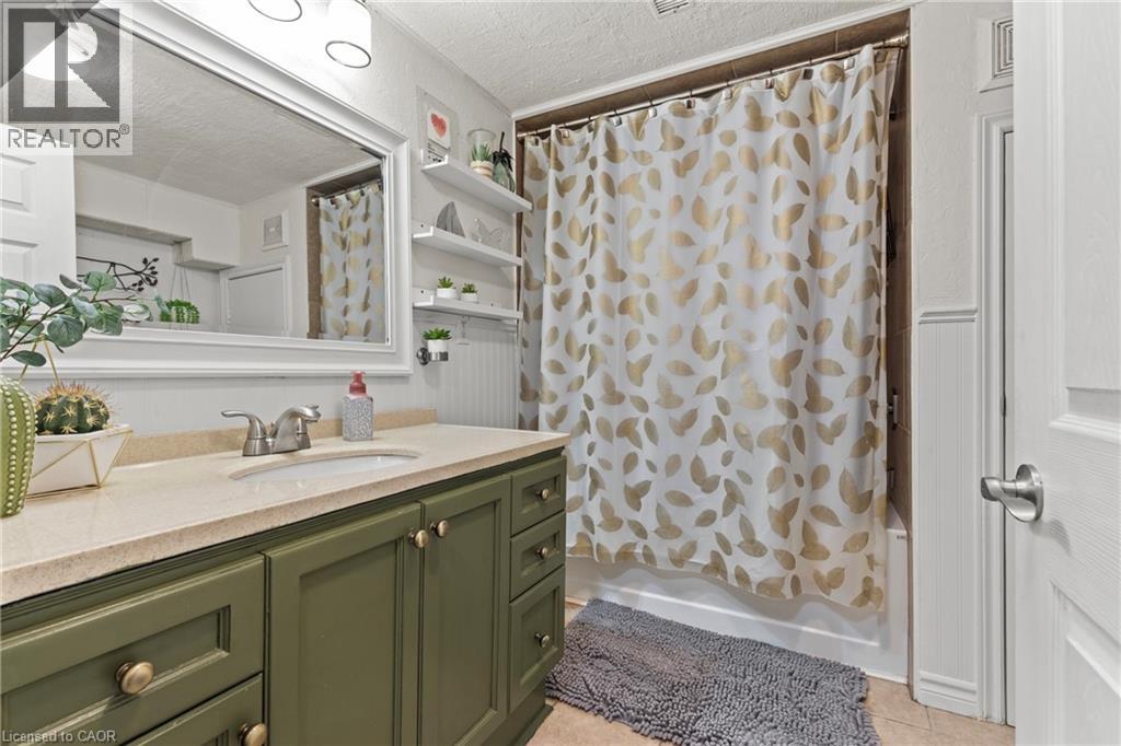 96 Terrace Drive, Hamilton, Ontario  L9A 2Y6 - Photo 18 - 40811275