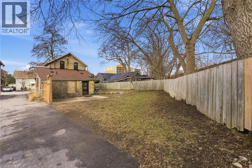 209 William Street, Brantford, Ontario  N3T 3L6 - Photo 23 - 40813783