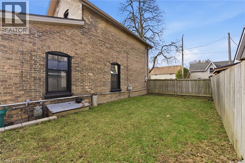 209 William Street, Brantford, Ontario  N3T 3L6 - Photo 27 - 40813783