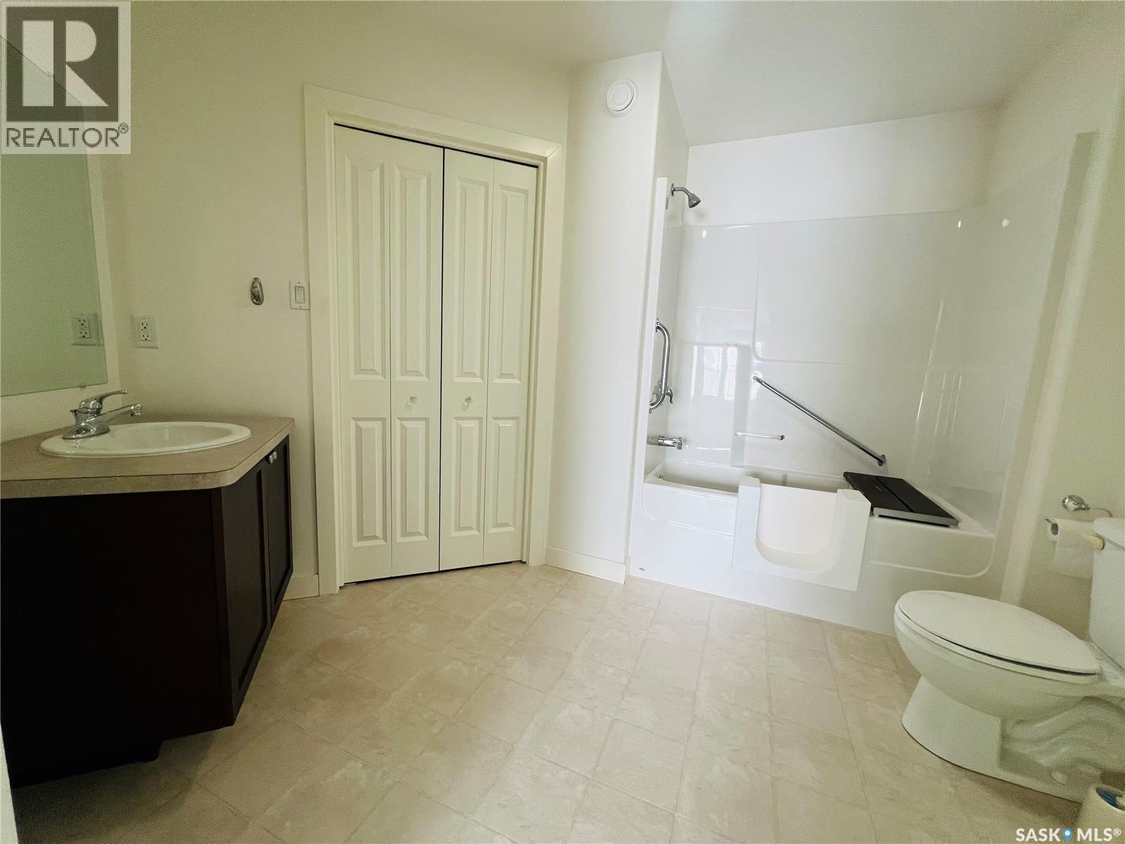 29 500 Battleford Trail, Swift Current, Saskatchewan  S9H 5M7 - Photo 17 - SK031514