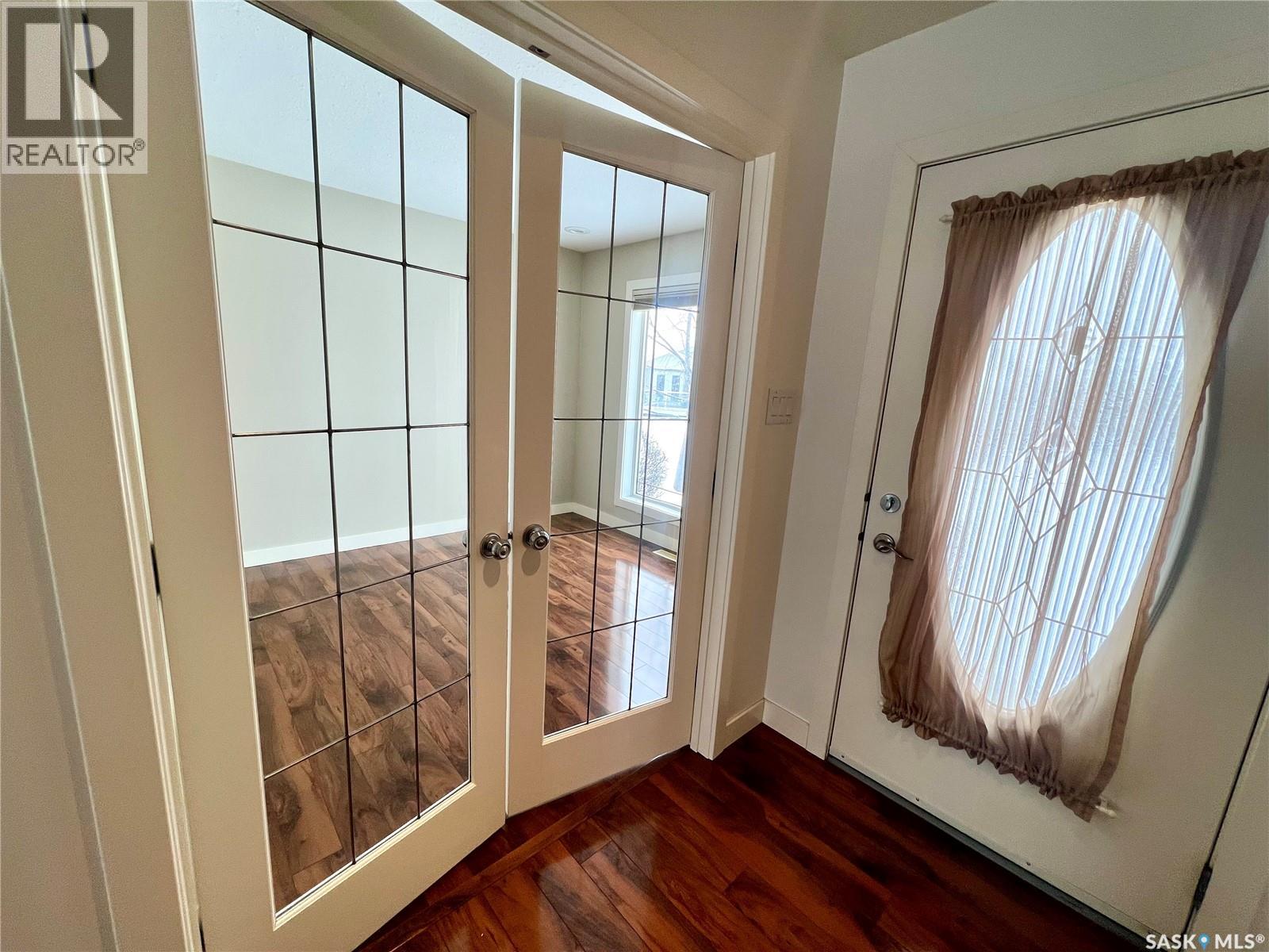 29 500 Battleford Trail, Swift Current, Saskatchewan  S9H 5M7 - Photo 2 - SK031514