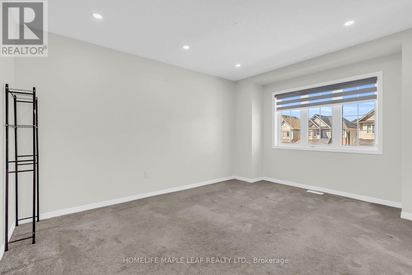 129 Longboat Run W, Brantford, Ontario  N3T 0R8 - Photo 42 - X12932370