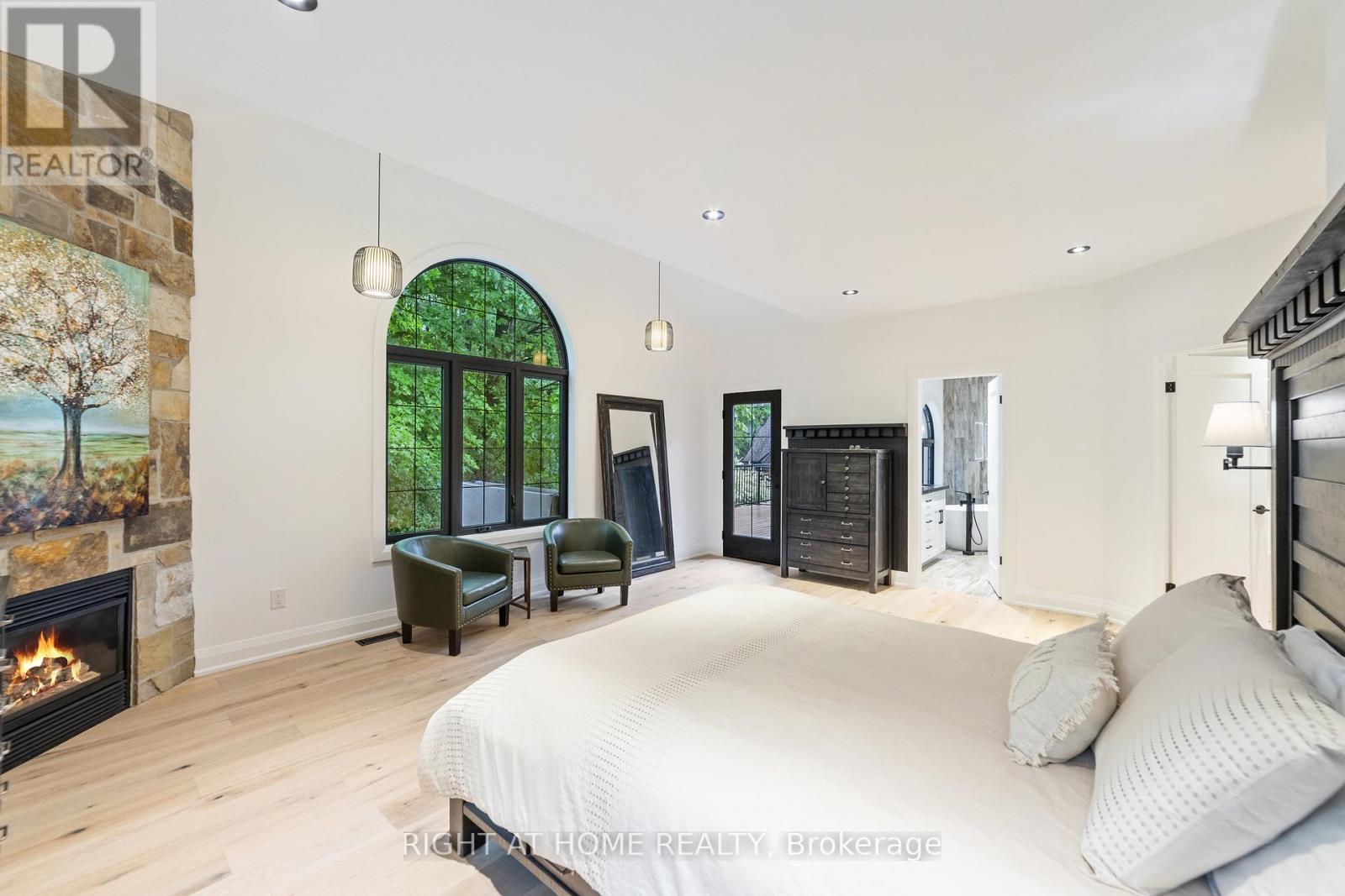 515 Hamilton Drive, Hamilton, Ontario L9G 2A9 - Photo 15 - X12932382