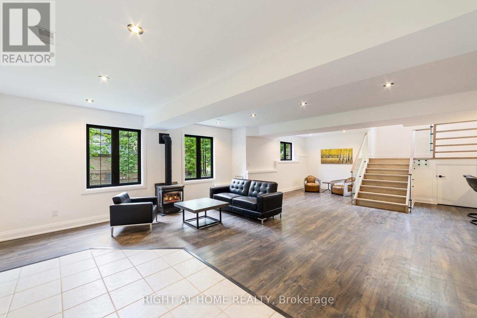 515 Hamilton Drive, Hamilton, Ontario L9G 2A9 - Photo 25 - X12932382