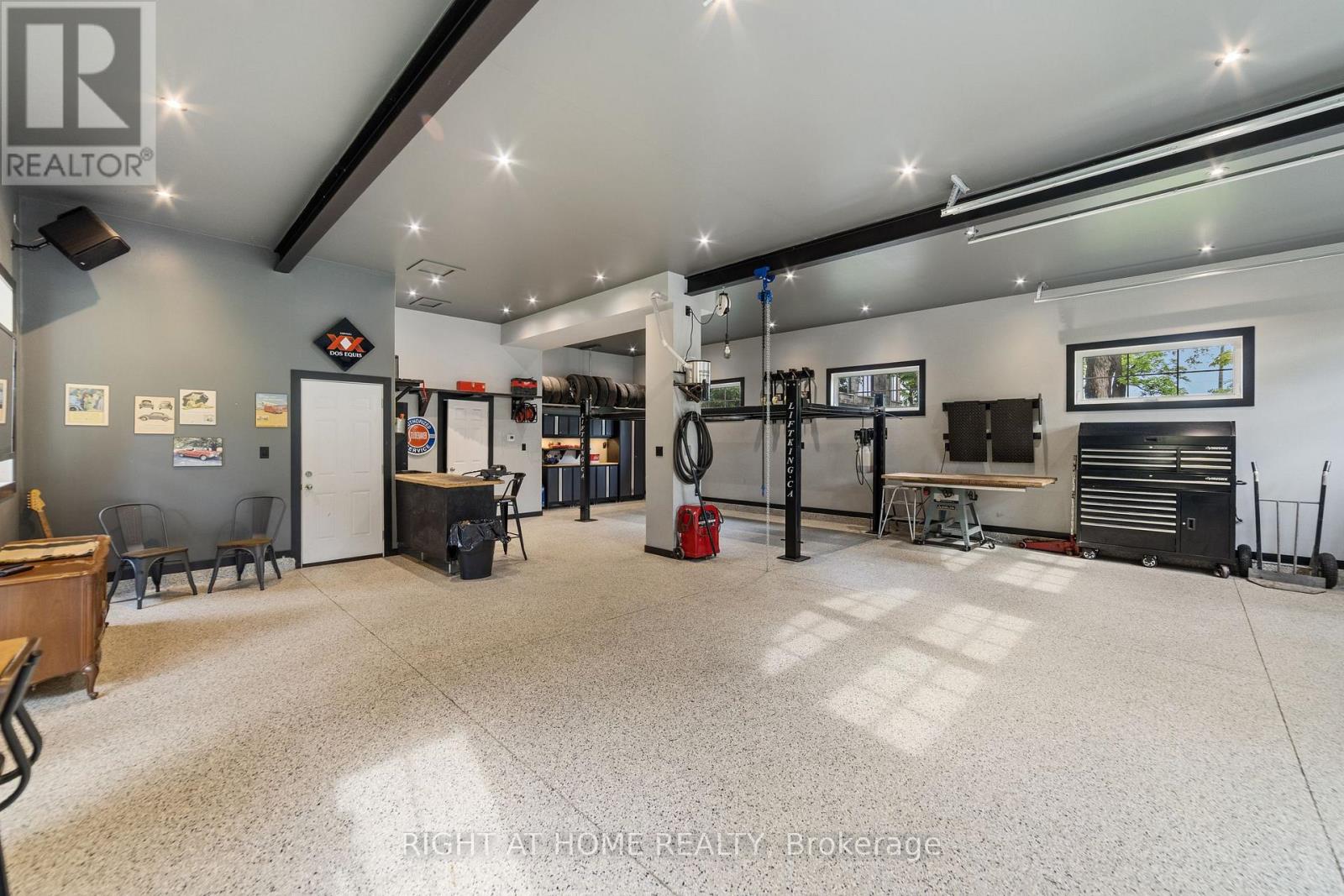 515 Hamilton Drive, Hamilton, Ontario L9G 2A9 - Photo 39 - X12932382