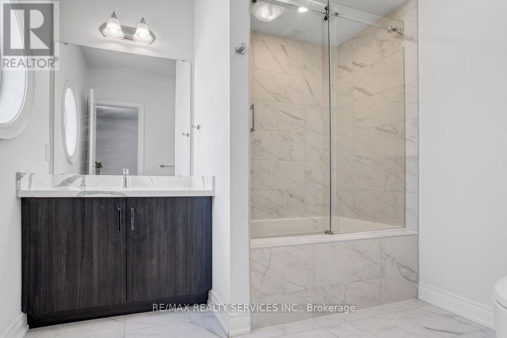 1252 Queens Plate Road, Oakville, Ontario  L6M 5M2 - Photo 27 - W12753134