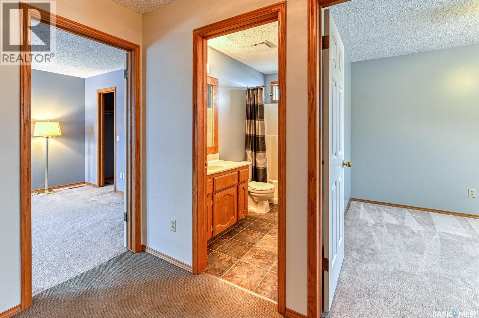 2659 Lacombe Crescent E, Regina, Saskatchewan  S4V 1T4 - Photo 16 - SK031456