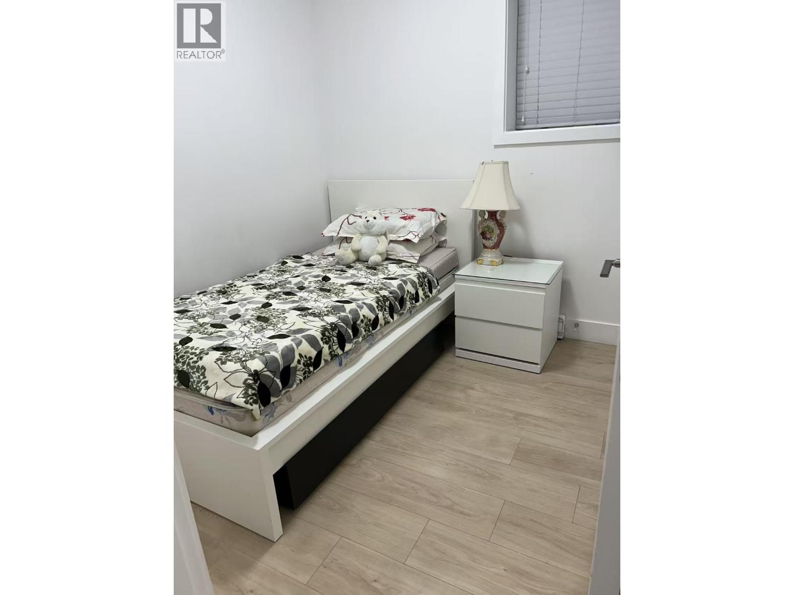 4793 Slocan St, Vancouver, British Columbia  V5R 2A2 - Photo 6 - R3104506