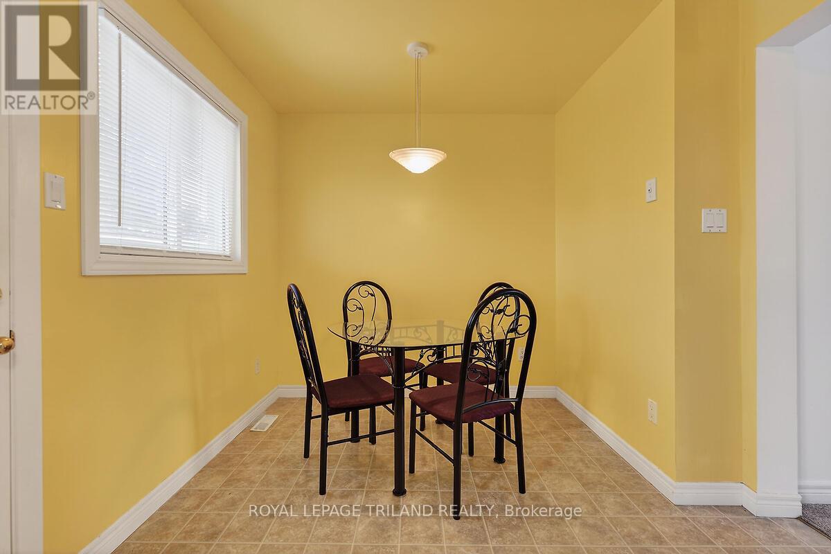 Photo 10 of 25 for 11 - 1095 Jalna Boulevard