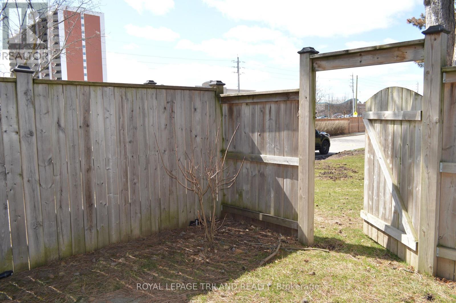 Photo 24 of 25 for 11 - 1095 Jalna Boulevard